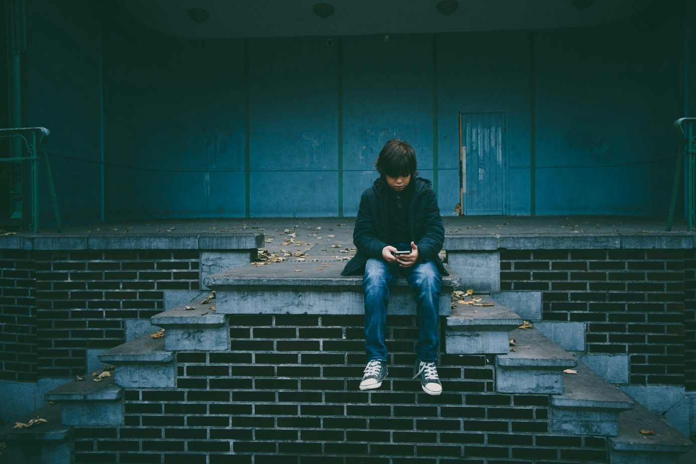 Je bekijkt nu Ouders zijn bezorgd over socialemediagebruik van hun kinderen: nood aan meer mediawijsheid en bescherming