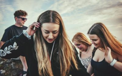 En Belgique, le bénévolat représente près de 290 000 équivalents temps plein