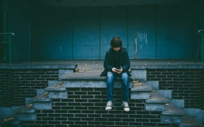 Ouders zijn bezorgd over socialemediagebruik van hun kinderen: nood aan meer mediawijsheid en bescherming
