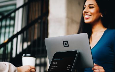 Bijna 15% meer bedrijven bieden AI-opleiding aan werknemers
